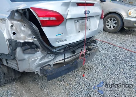 2016 Ford Focus Se z USA, uszkodzony, nr VIN 1FADP3F29GL323842